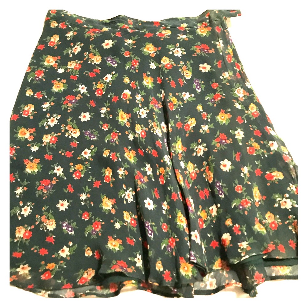 GAP KIDS - size 12 Rayon Floral Skirt
